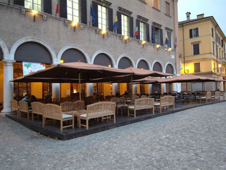 MuMeT - Happy Hour Opening Ceremony